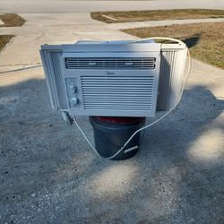 Brand New 5000 Watt BTU Air Conditioner