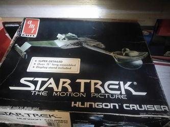 1984 STAR TREK KLINGON CRUISER MODEL KIT