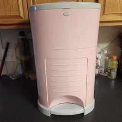 Deckor Diaper Pail 
