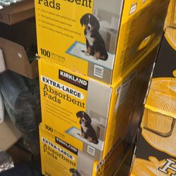 Kirkland Signaturee Extra-Large Absorbent Pads - 30 in L X 23 in W - 100-count