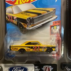 Hotwheels ‘65 Ford Galaxie Treasure Hunt 