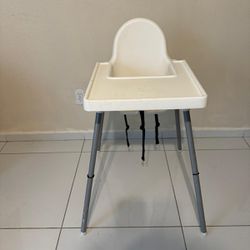High Chair/Periquera