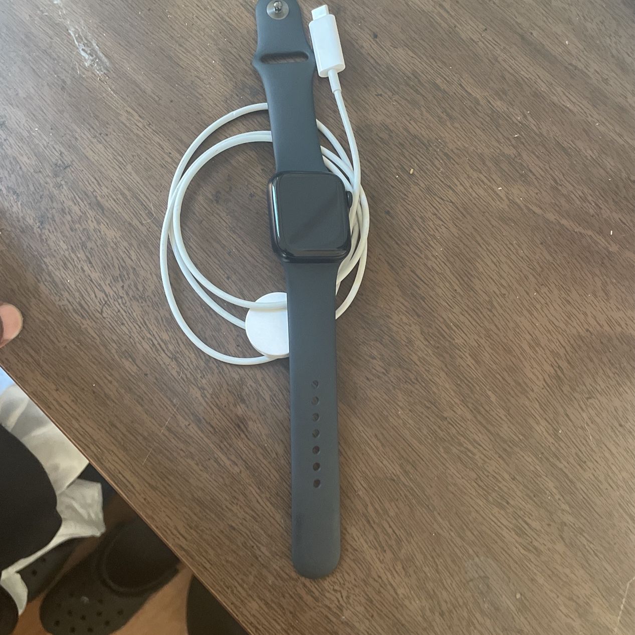 Black Apple Watch SE Series2