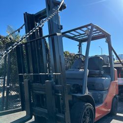 FORKLIFT FOR SALE!! WARRANTY INCLUDED!!