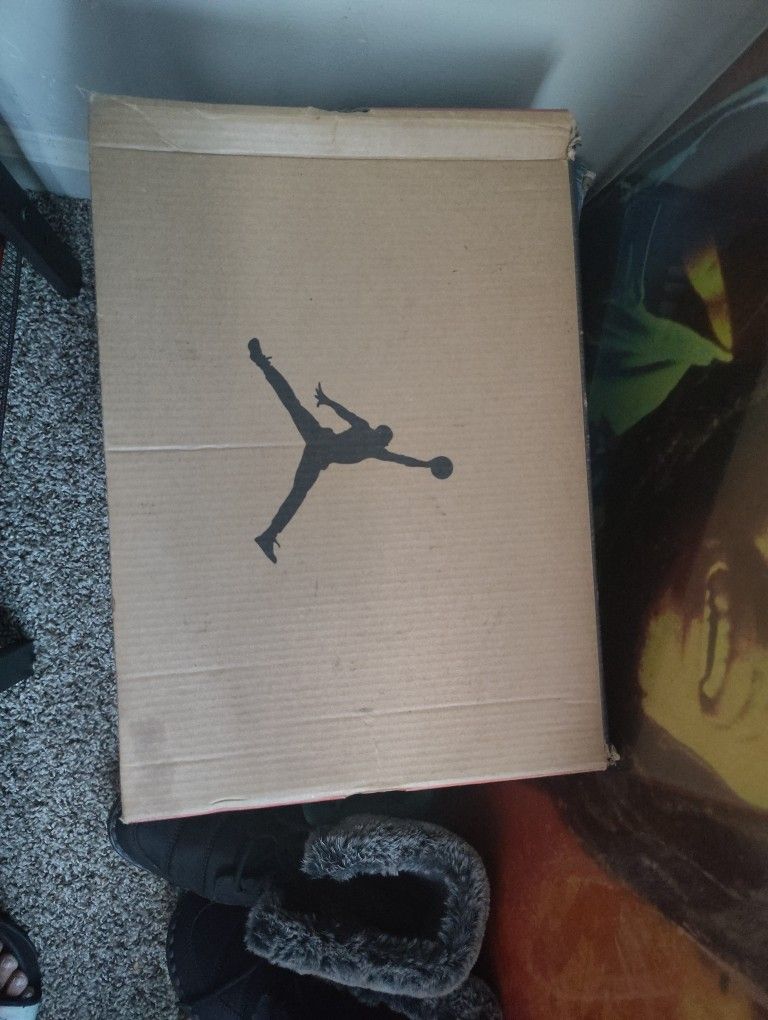 Air Jordan, Black And Red, Size 7