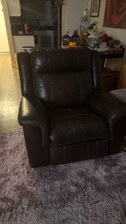 Lazy boy recliner chair