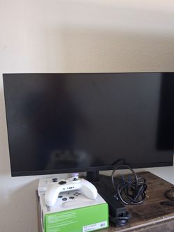240 hz monitor and 2 Xbox controllers
