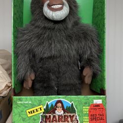 Vintage HARRY and the HENDERSONS 18” Doll NIB 1990 GALOOB Bigfoot Sasquatch
