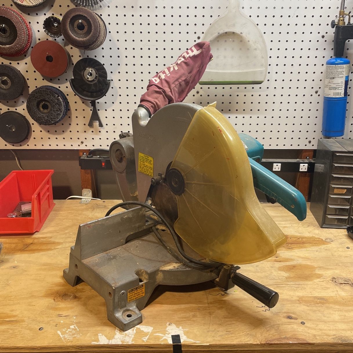 Makita LS1430 14” Amp Miter Saw for Sale in Raleigh, NC