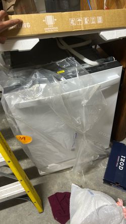 GE dishwasher brand new Very lightly used