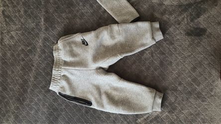 Nike Tech Fleece Jogger Pants Gray