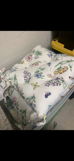 New Lennox Chair Cushions