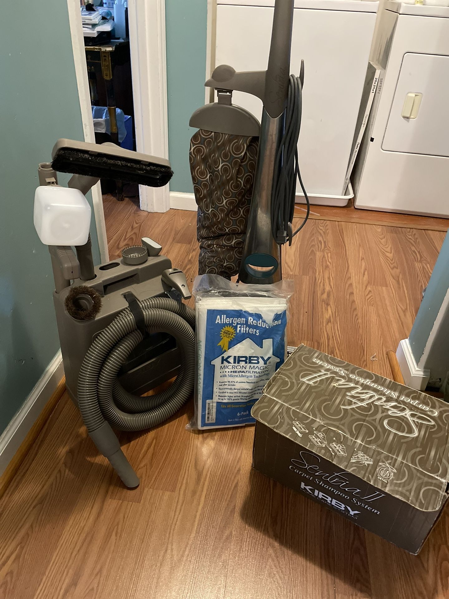 KIRBY Sentra2  Vacuum/ Shampoo System