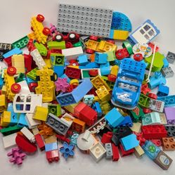 Lego Duplo Bulk Lot Assorted Pieces 5 lbs 5 oz