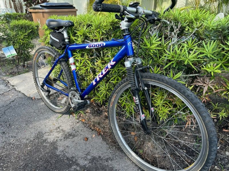 Trek 6000 for Sale in Sunny Isles Beach FL OfferUp