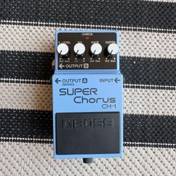 Boss CH-1 Stereo Super Chorus Effects Pedal