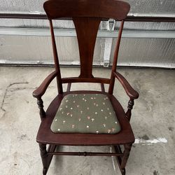 Rocking Chair (used)