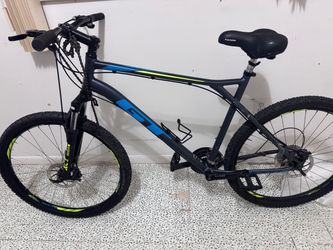 GT mountain bike