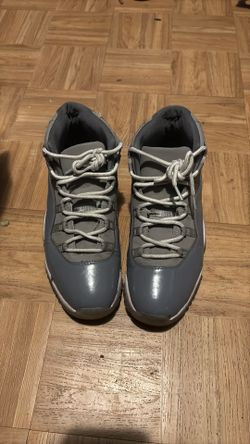 Air Jordan 11 Cool Greys Size 10.5
