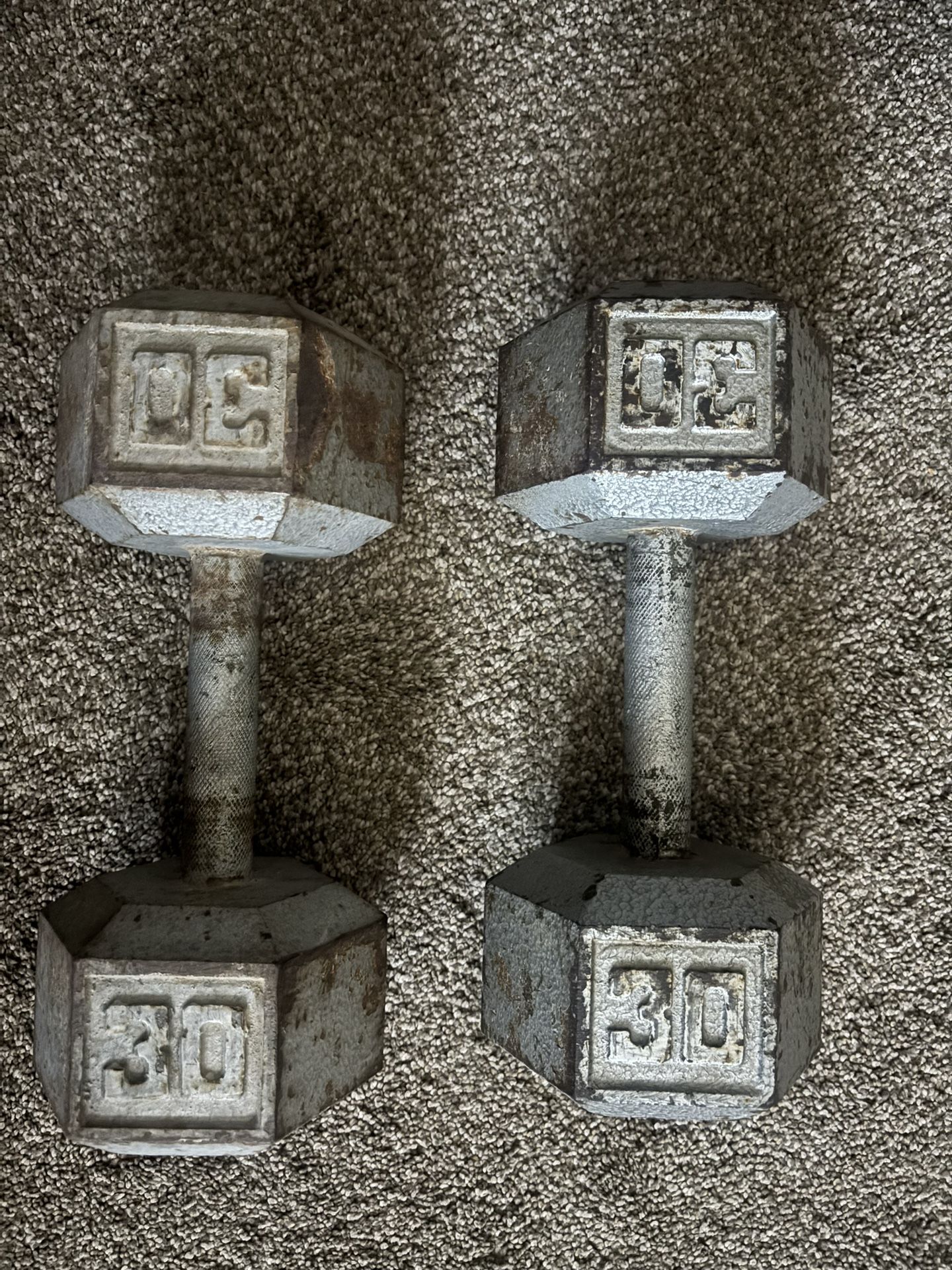 30 pound dumbbell