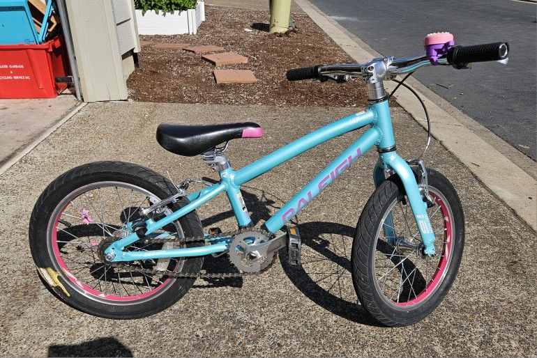 Raleigh Lily 16" Kids Bike (Very Light)