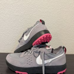 Nike SB Skate Shoes – Grey / White / Pink 9M Brand New (No Box) 
