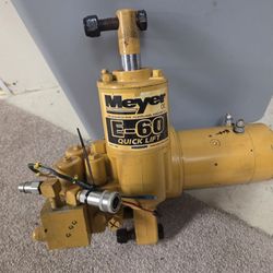 Meyers Pumps E60.. This is not a rebuilt.. It's new.