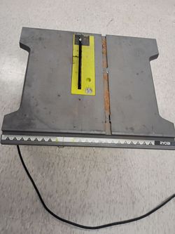RYOBI RTS12 TABLE SAW