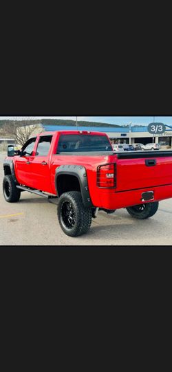 Rear Bumper Roll Pan 07 to 13 Chevys
