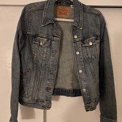 Levi Womens Jean Jacket 