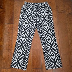 Black and White Geometric Print Pants