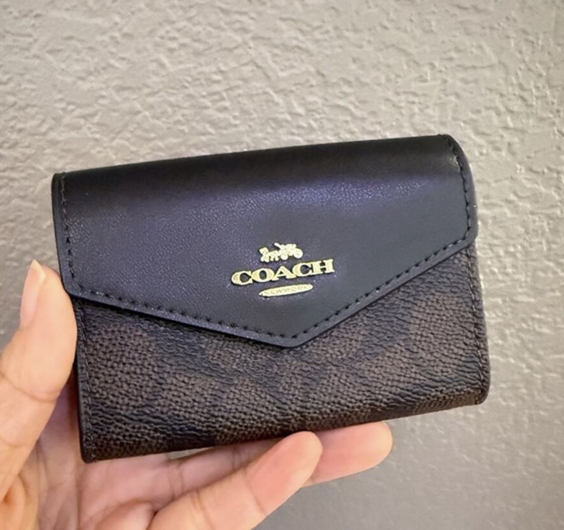 Coach Flap Card Case In Signature Canvas