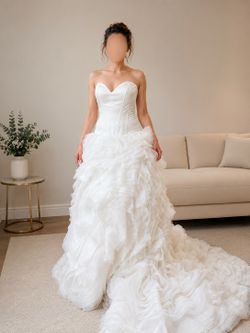 Fiore Couture "Everest" Wedding Gown – Unworn Sample – Size 10