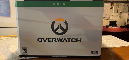Over watch collectors edition comes with hard steel case with the game Xbox One
