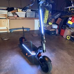 Apollo Pro Scooter