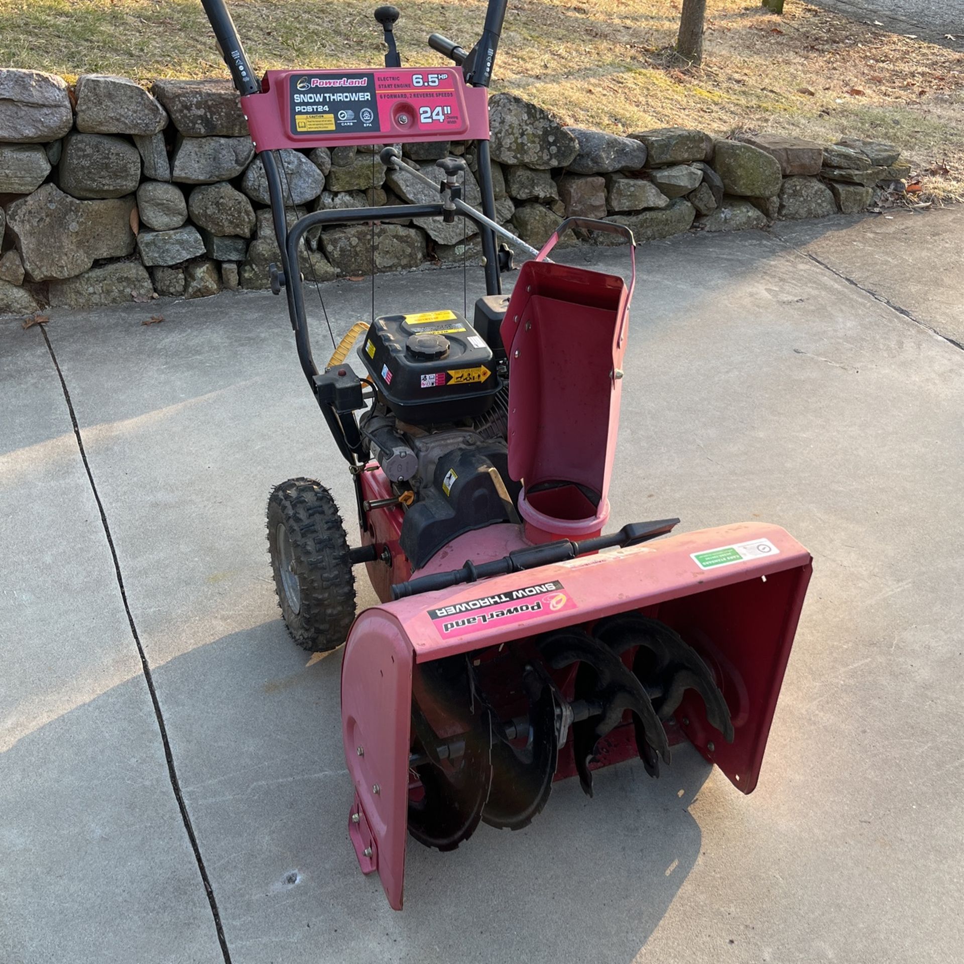 PowerLand Snow Thrower