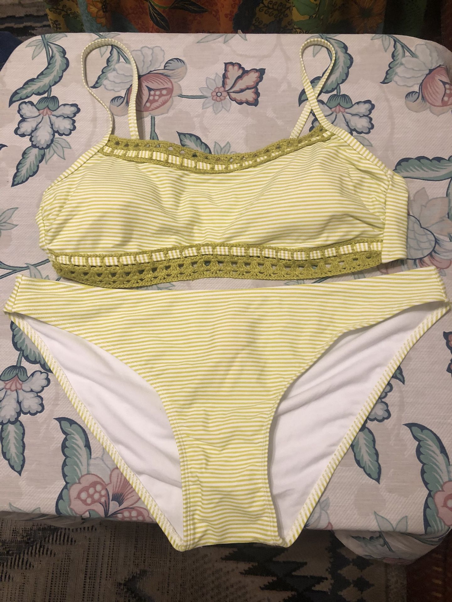 Women's swimsuit