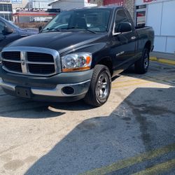 2006 Dodge Pickup
