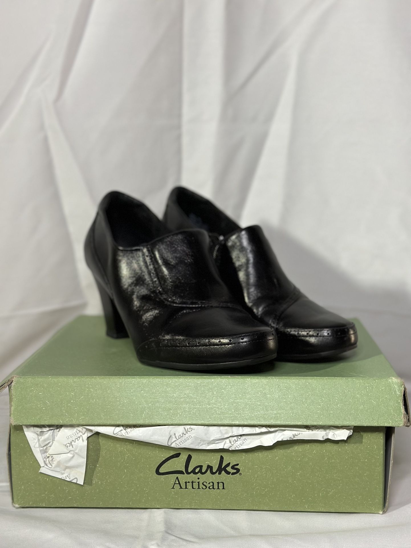 Clarks Black Leather Heels – New, Never Worn