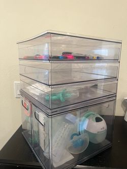 Bottle storage containers