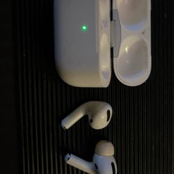 Apple Air Pod Pro Model: A2190 