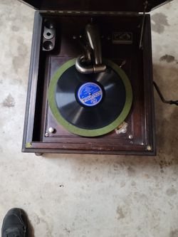Victor Record Player