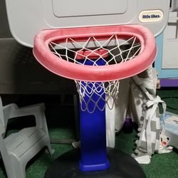 Little Tikes Toddler / Little Kid Basketball Hoop