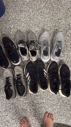 6 pair of Tennis Shoes