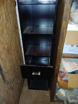 Slim shelf