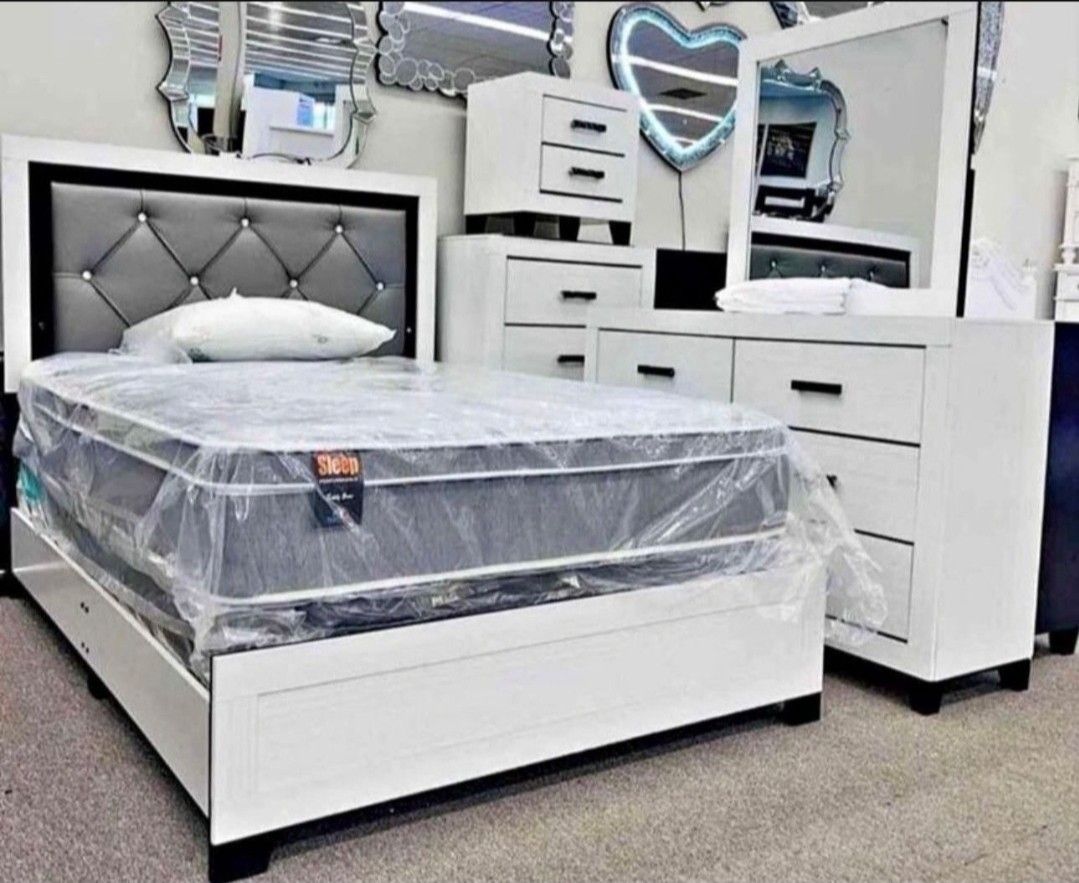 Brand New 5pc Bedroom Set For $999