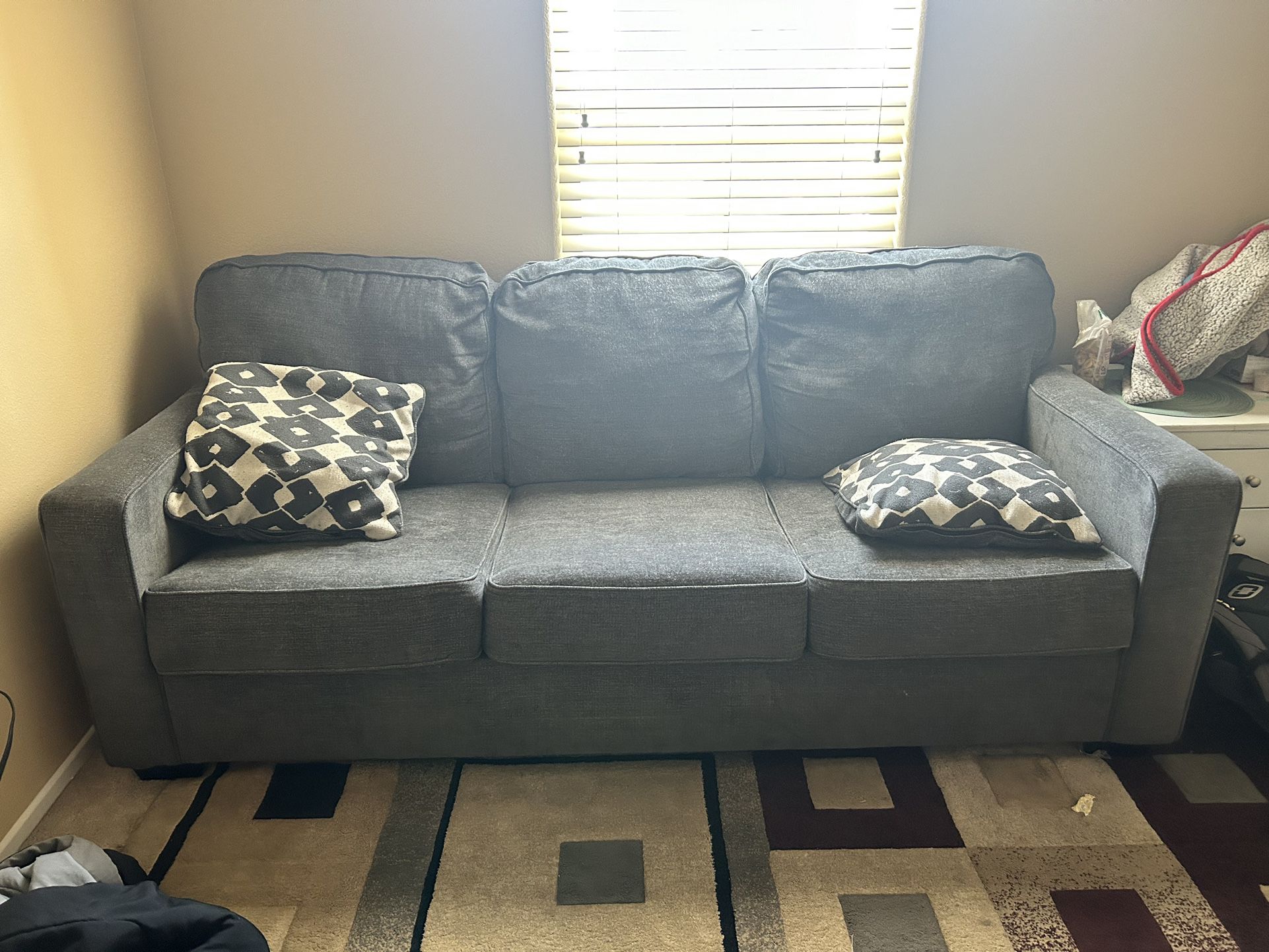 Living Spaces Turdur sofa 84 Inches