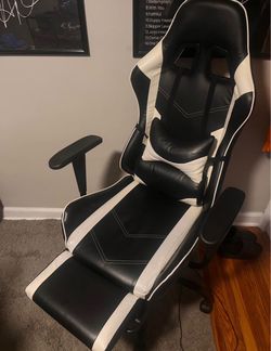 Gaming chair