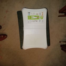 Wii FIT PLUS + Board