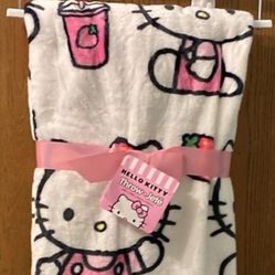 HELLO KITTY White & Pink Strawberry & Milk Drink Plush Throw Blanket 60 x 70 NWT